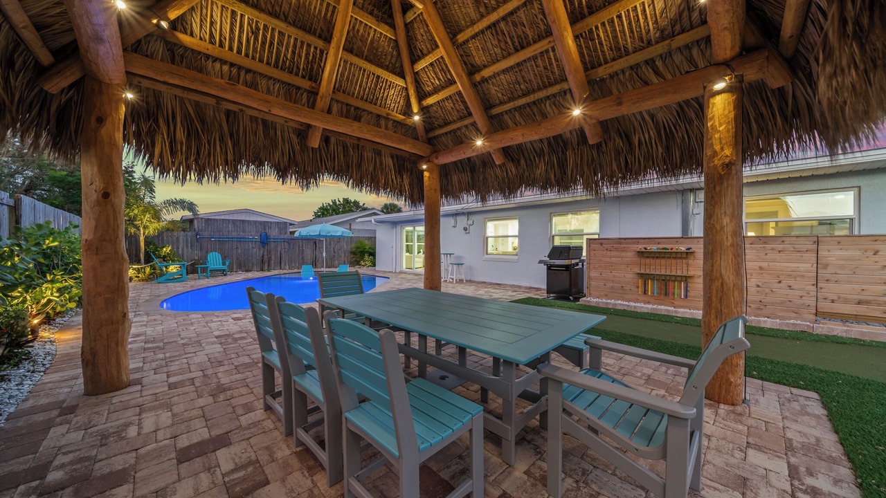 Photo of Outdoor in Surfside Estates