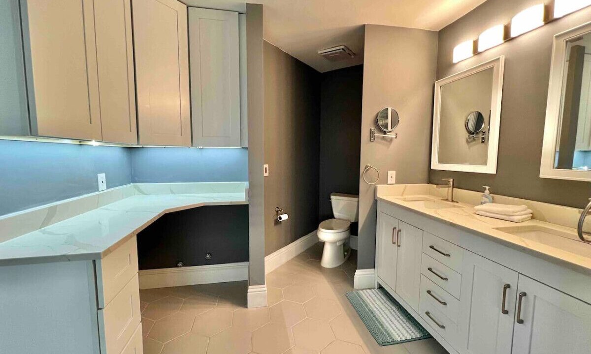 Photo of Bathroom in Greenview Shores