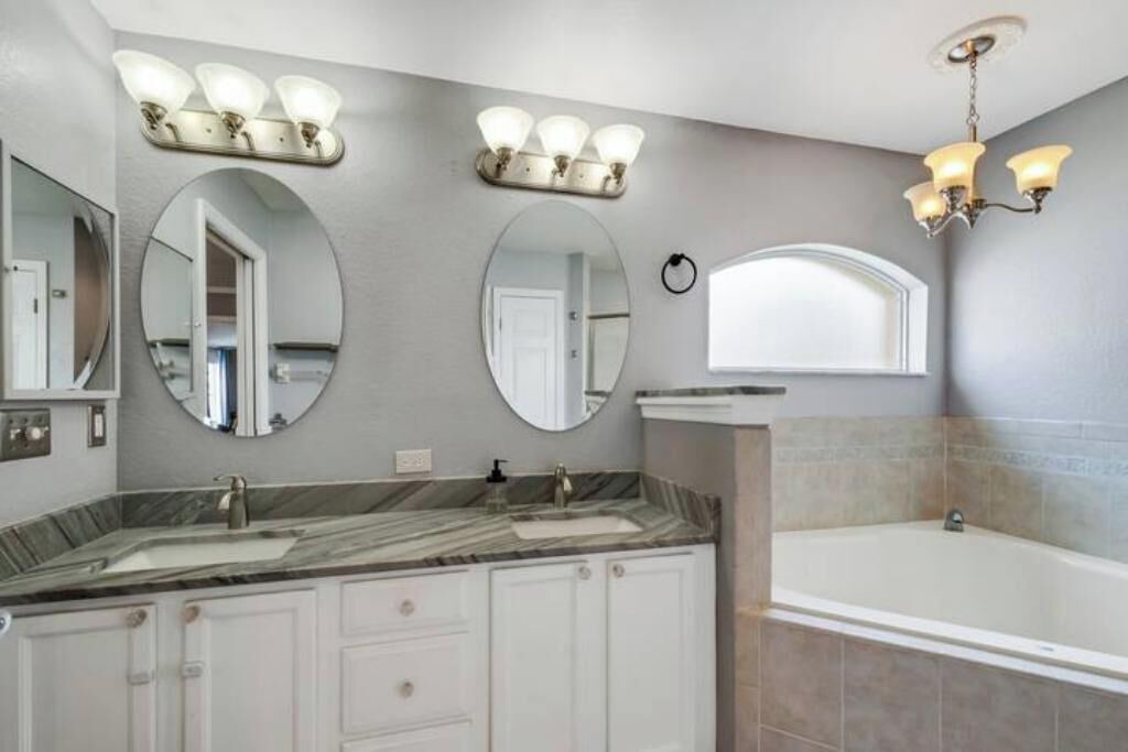 Photo of Bathroom in Nichols