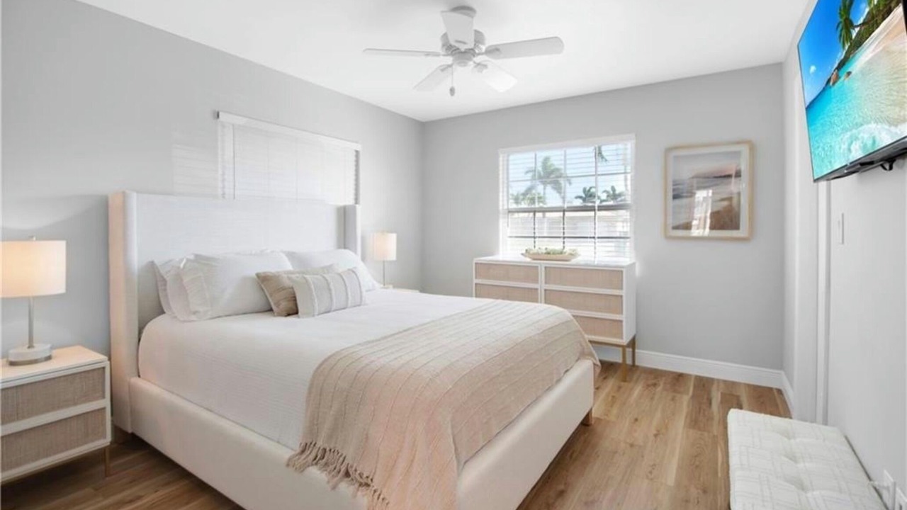 Photo of Bedroom in Isles of Capri
