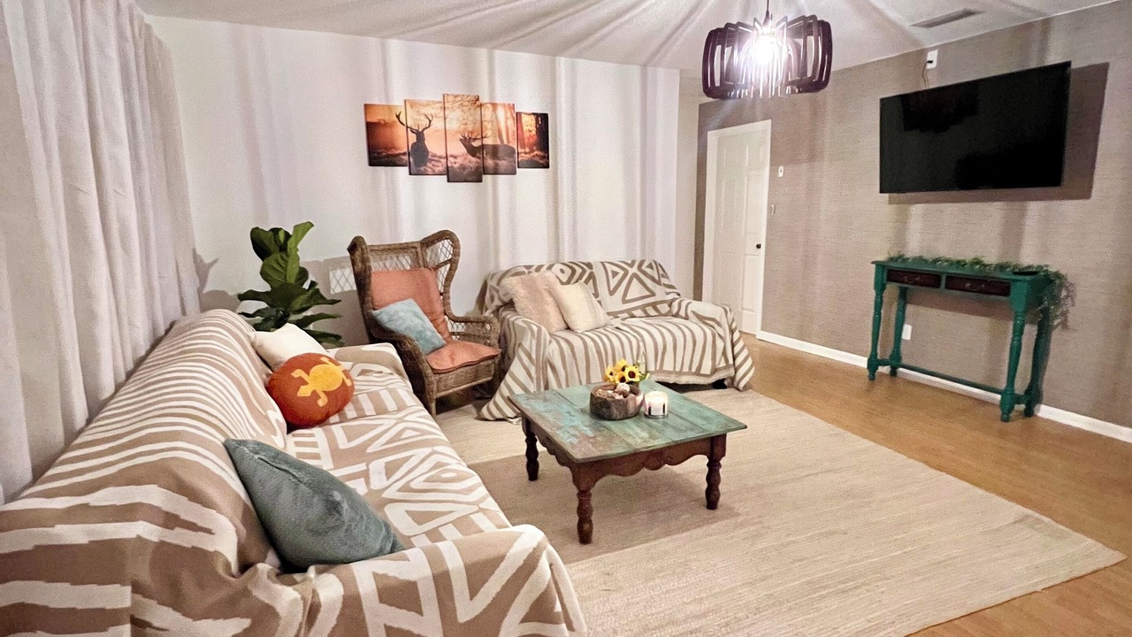 Photo of Livingroom in High Springs