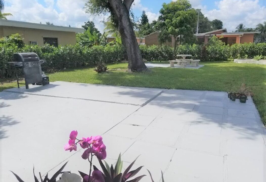 Photo of Patio Balcony in Coral Terrace