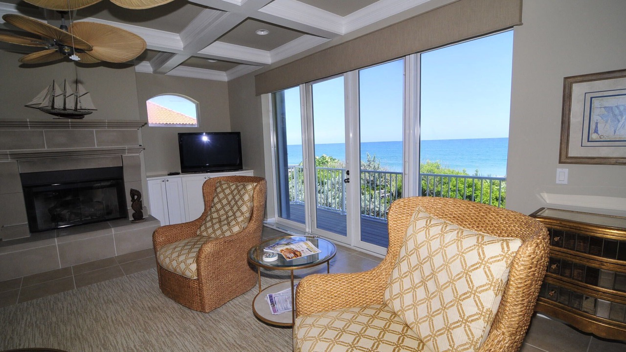 Photo of Livingroom in Melbourne Beach