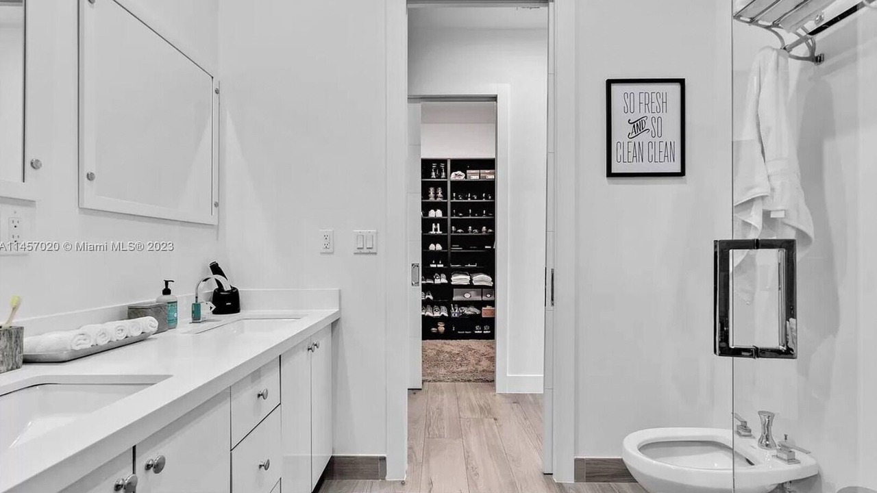 Photo of Bathroom in Coral Terrace