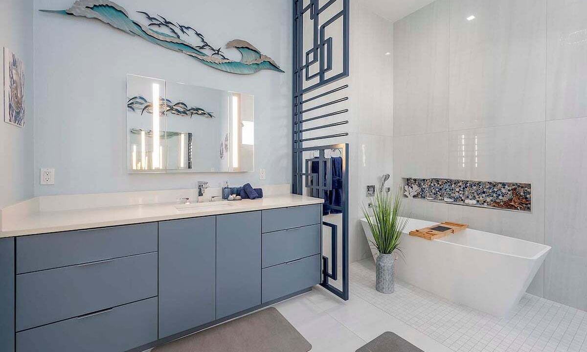 Photo of Bathroom in Yacht Club