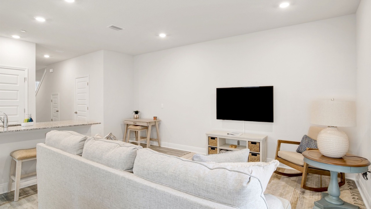 Photo of Livingroom in Northeast Pensacola