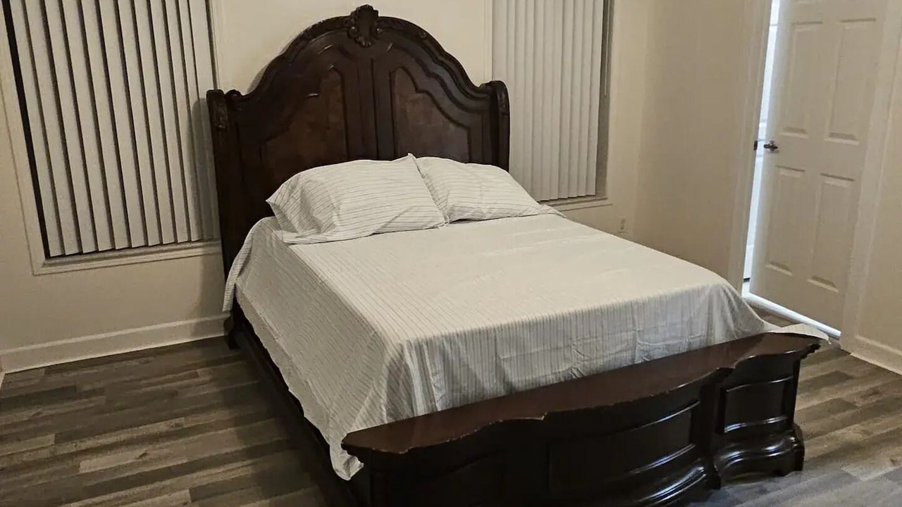 Photo of Bedroom in East County Civic Group