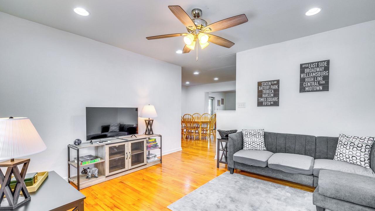 Photo of Bedroom in Fort King District