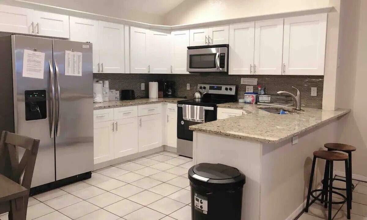 Photo of Kitchen in Greenview Shores