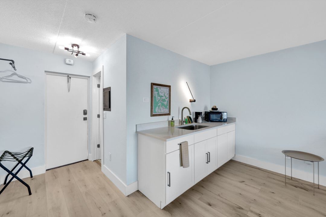 Photo of Kitchen in Isles of Capri