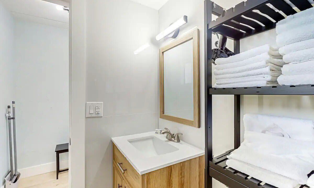 Photo of Bathroom in Isles of Capri