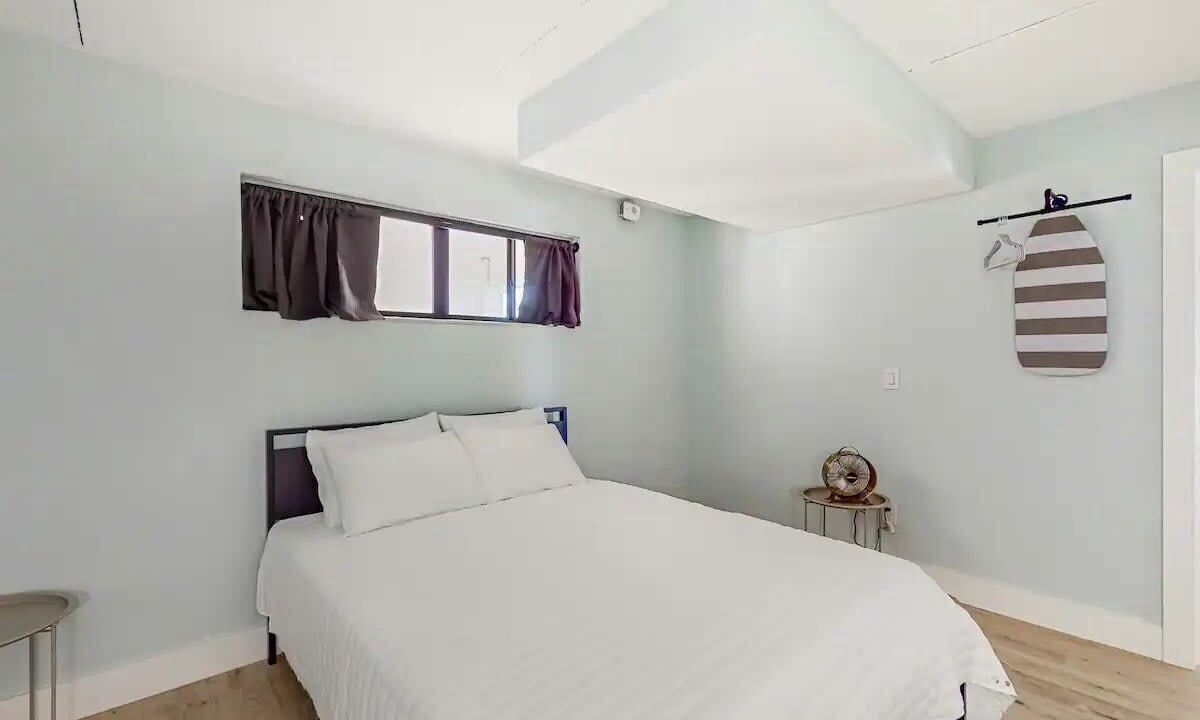 Photo of Bedroom in Isles of Capri
