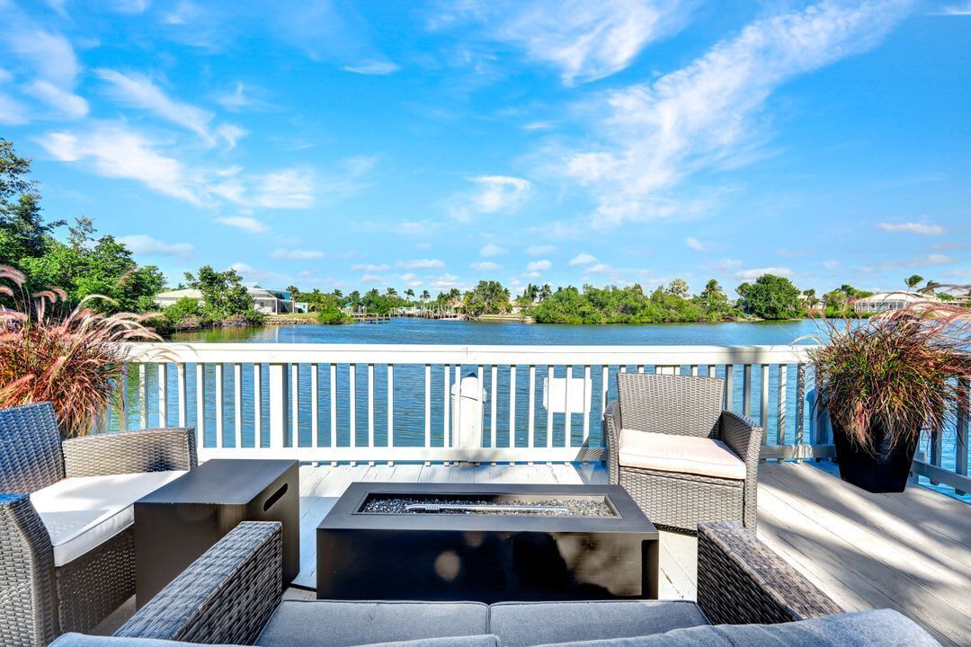 Photo of Patio Balcony in Isles of Capri