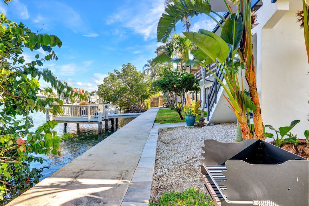 Photo of Patio Balcony in Isles of Capri
