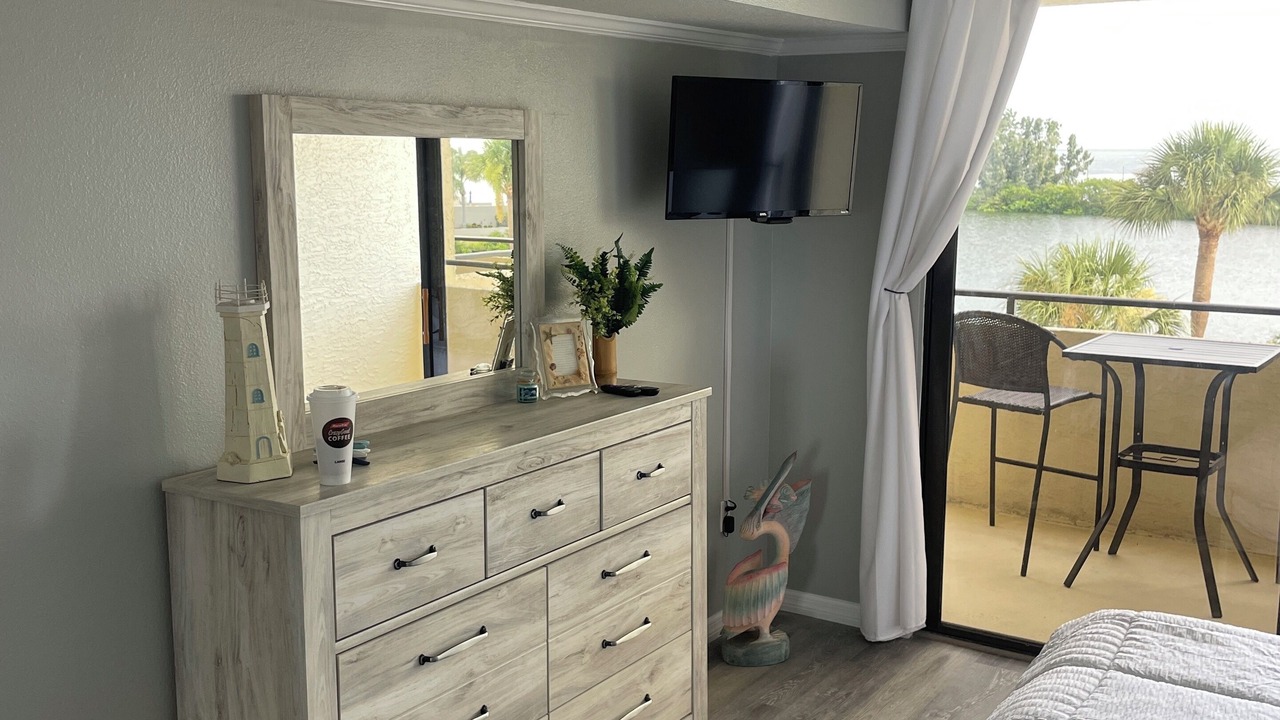 Photo of Bedroom in Hudson