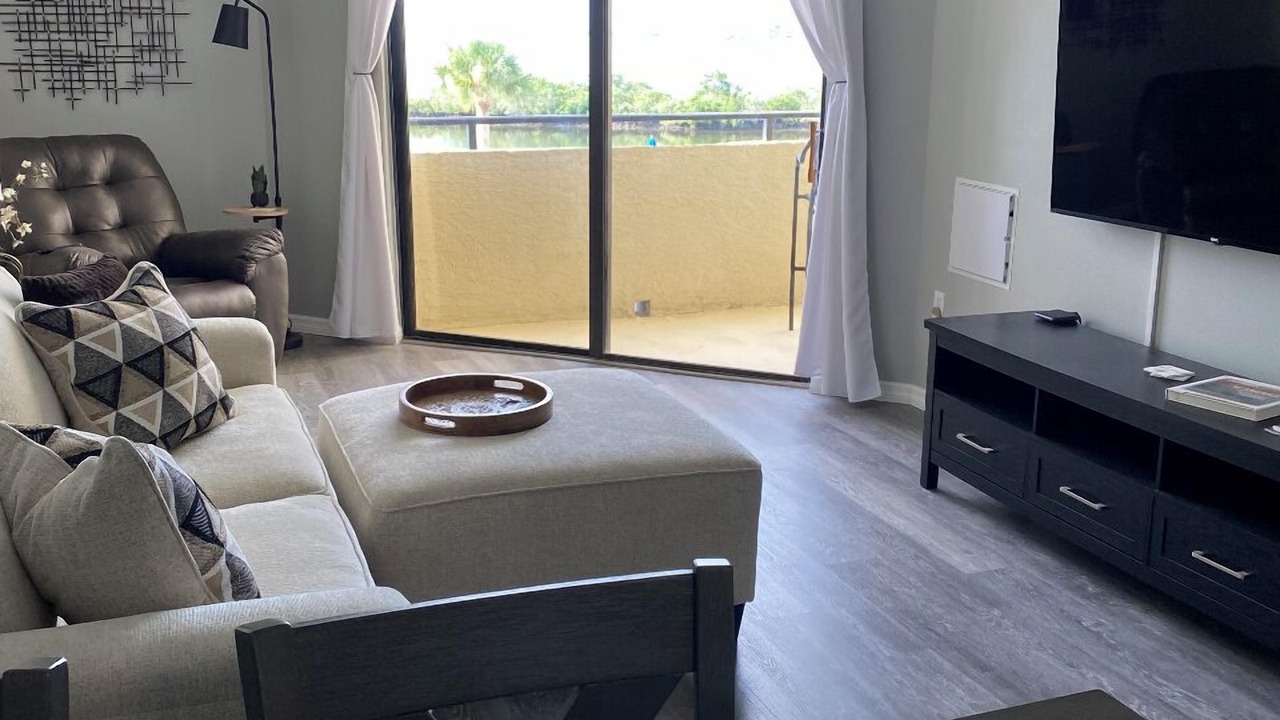 Photo of Livingroom in Hudson