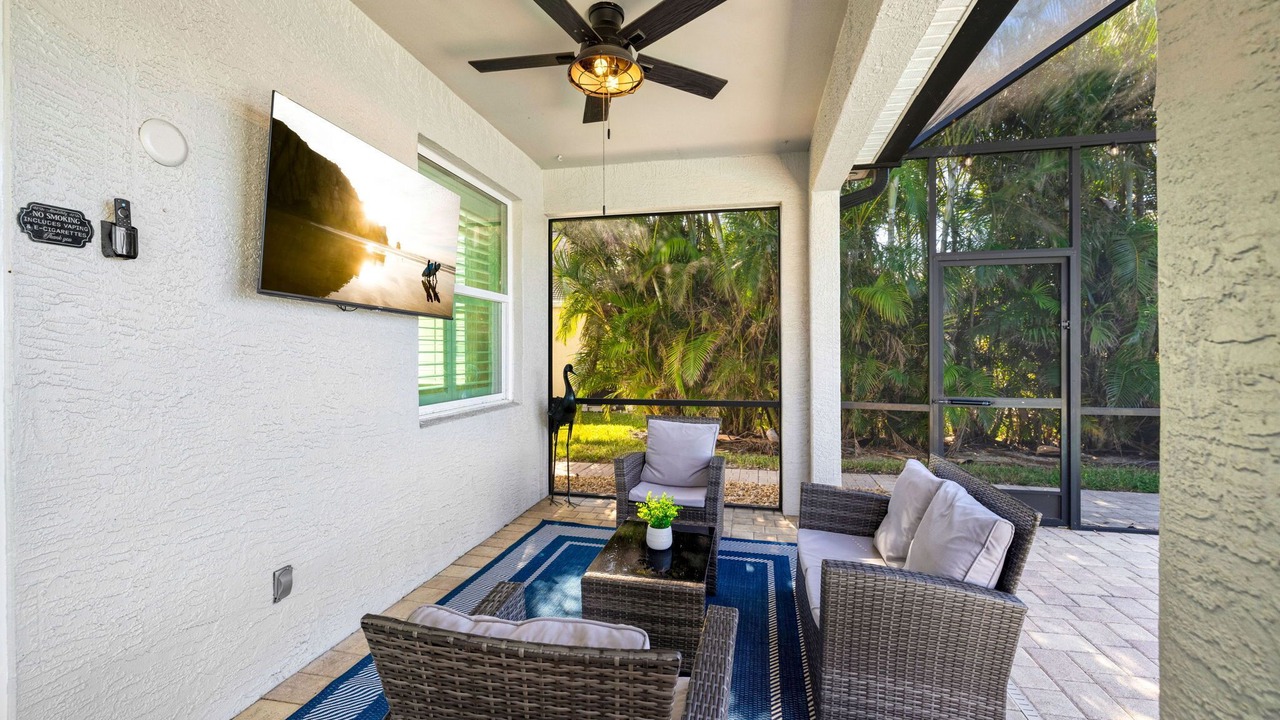 Photo of Patio Balcony in Beachwalk Isles