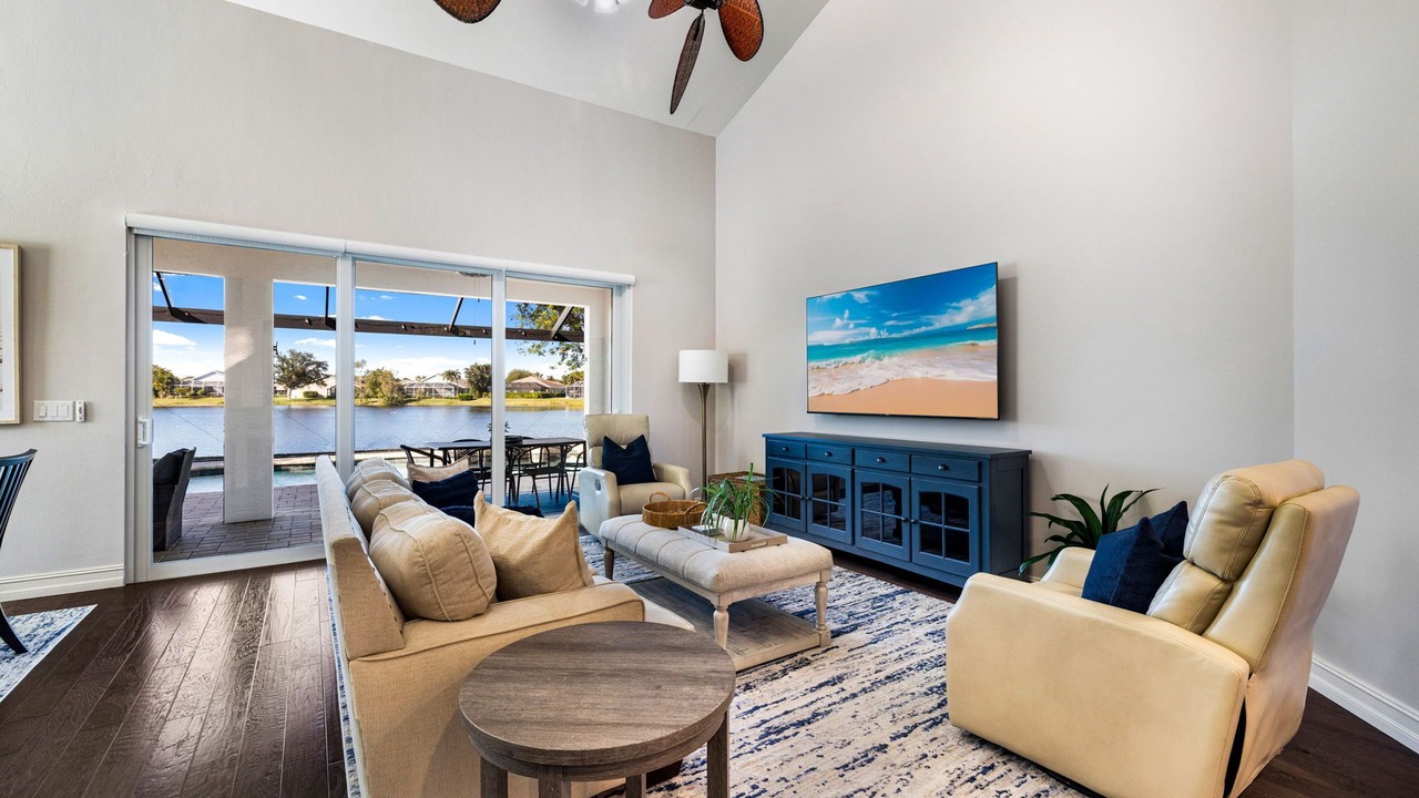 Photo of Livingroom in Beachwalk Isles