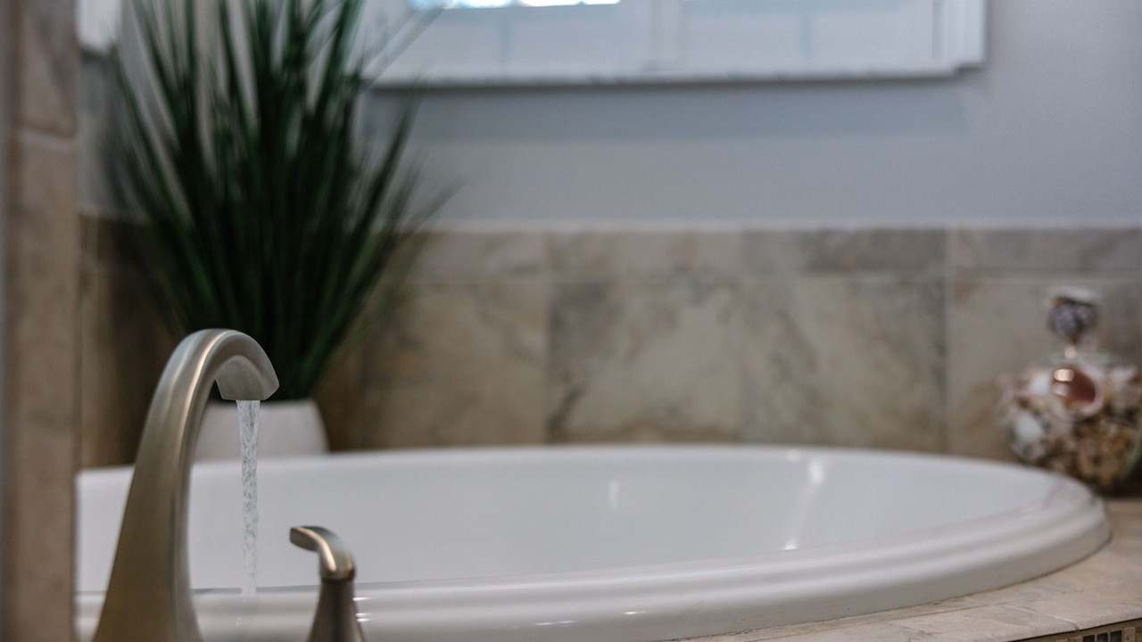 Photo of Bathroom in Beachwalk Isles