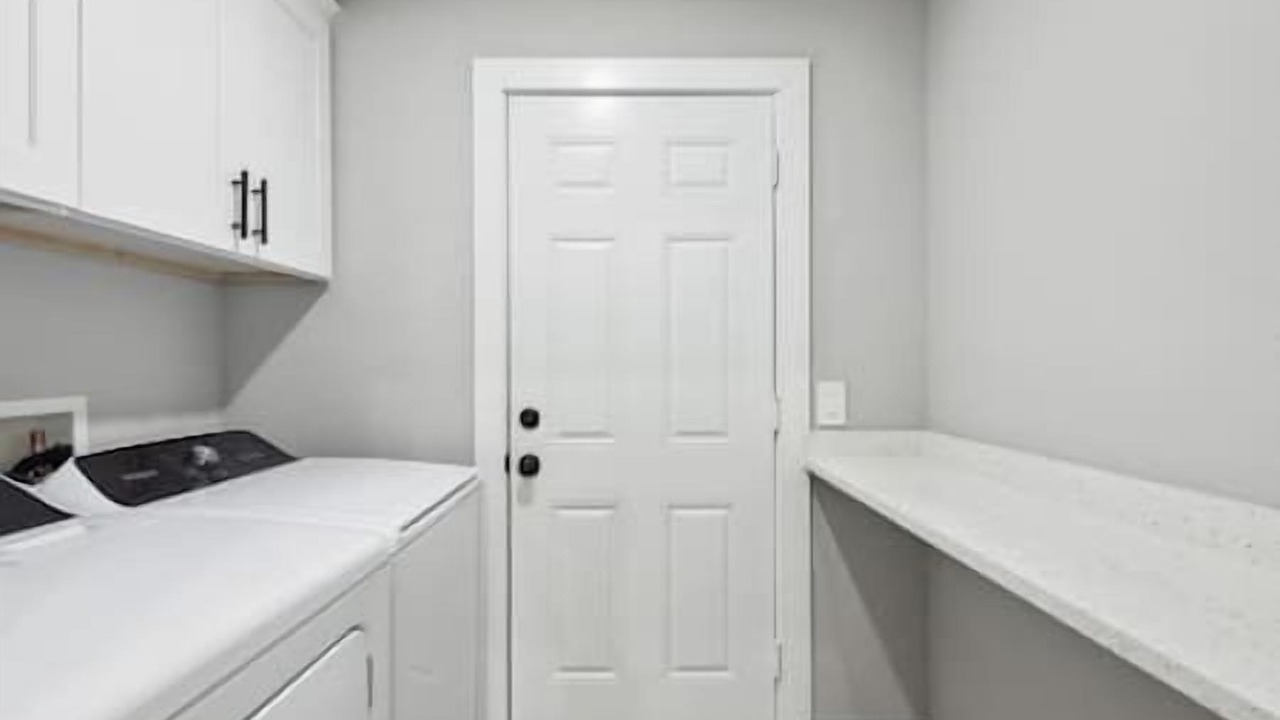Photo of Bedroom in San Carlos Park