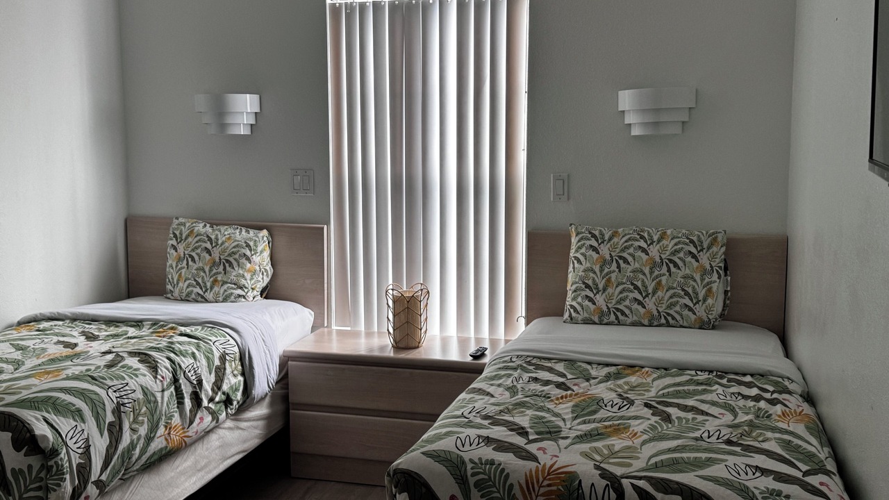 Photo of Bedroom in Crystal Cove