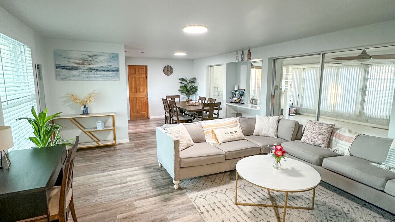 Photo of Livingroom in Venice Gardens