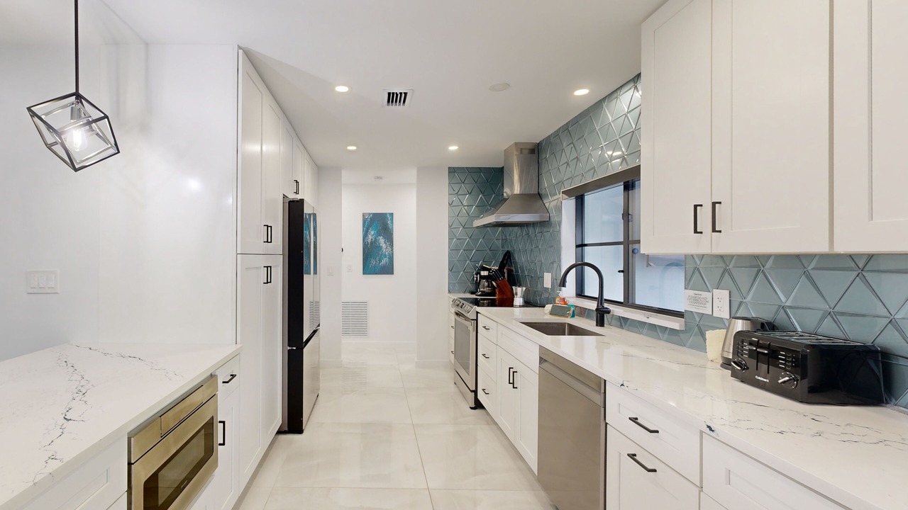 Photo of Kitchen in Coral Ridge Isles