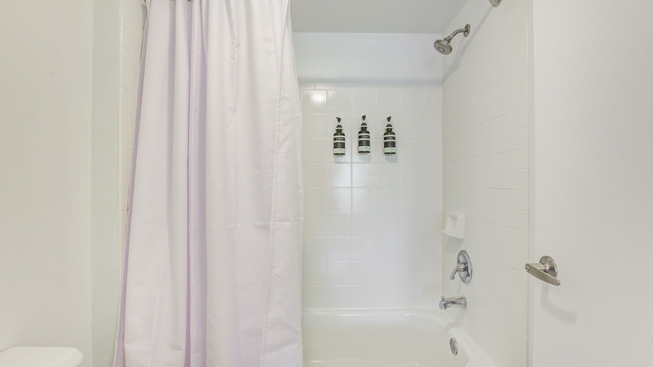 Photo of Bathroom in Davie