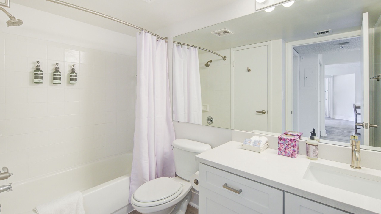 Photo of Bathroom in Davie