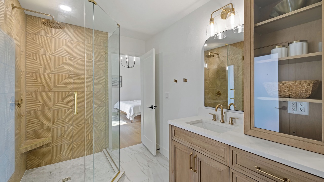 Photo of Bathroom in Melrose