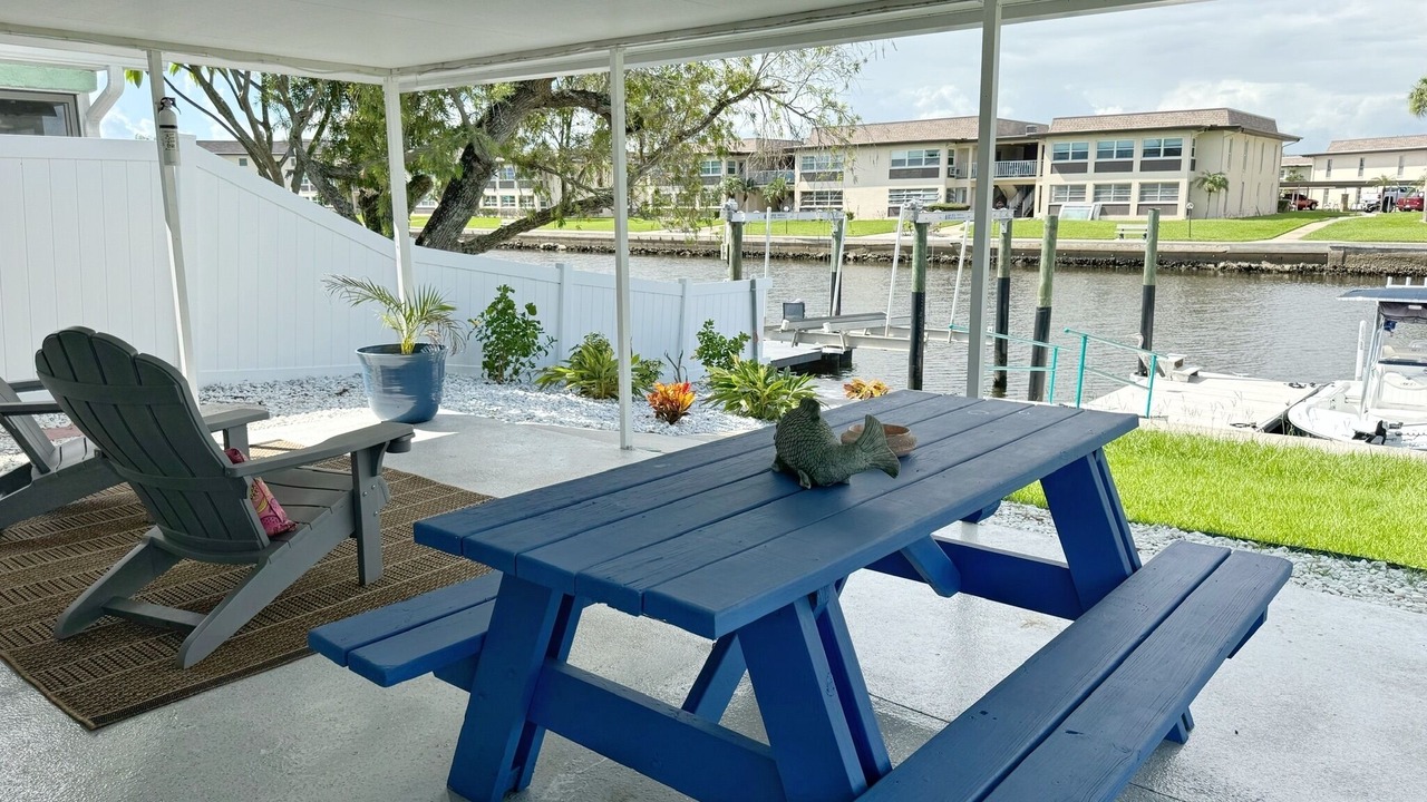 Photo of Outdoor in Flor-a-mar