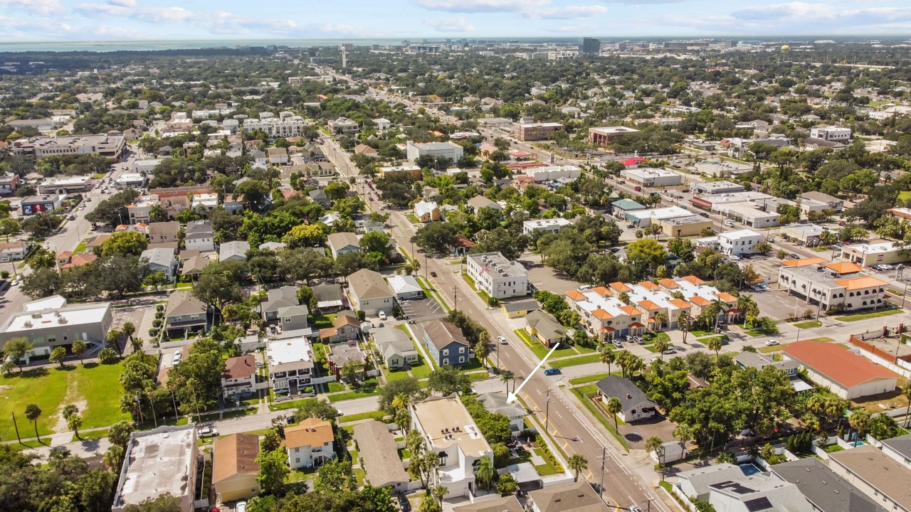 Photo of Outdoor in Courier City - Oscawana