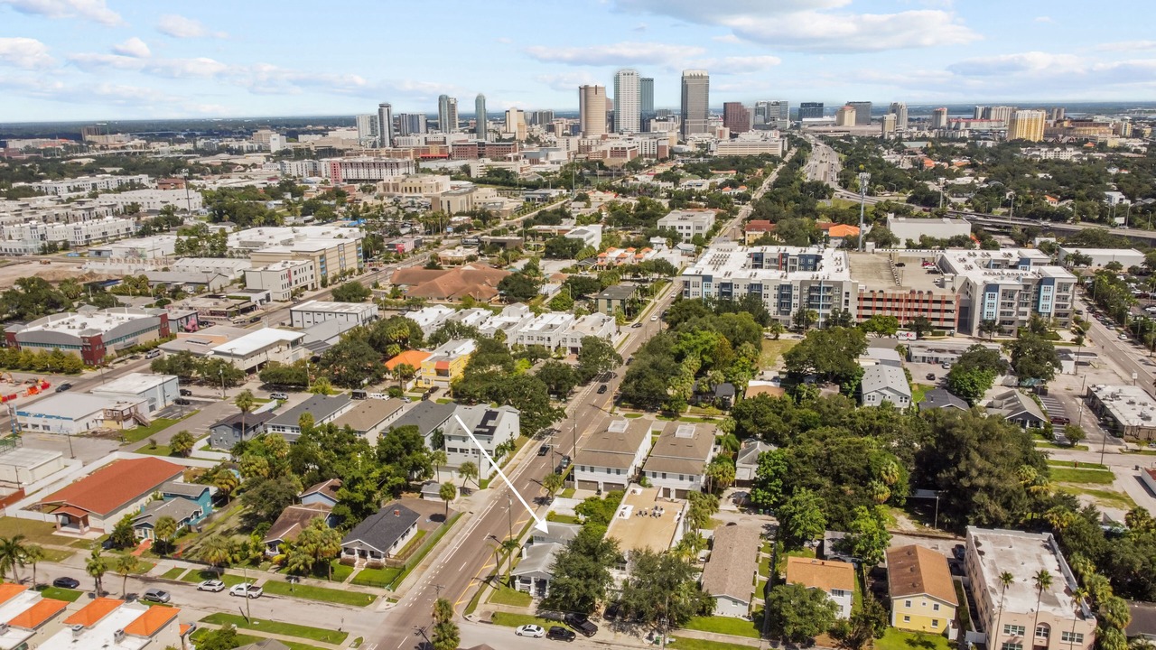 Photo of Outdoor in Courier City - Oscawana