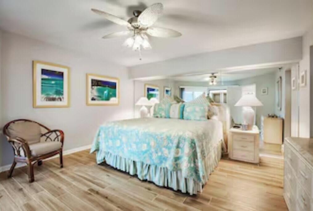 Photo of Bedroom in Redington Beach