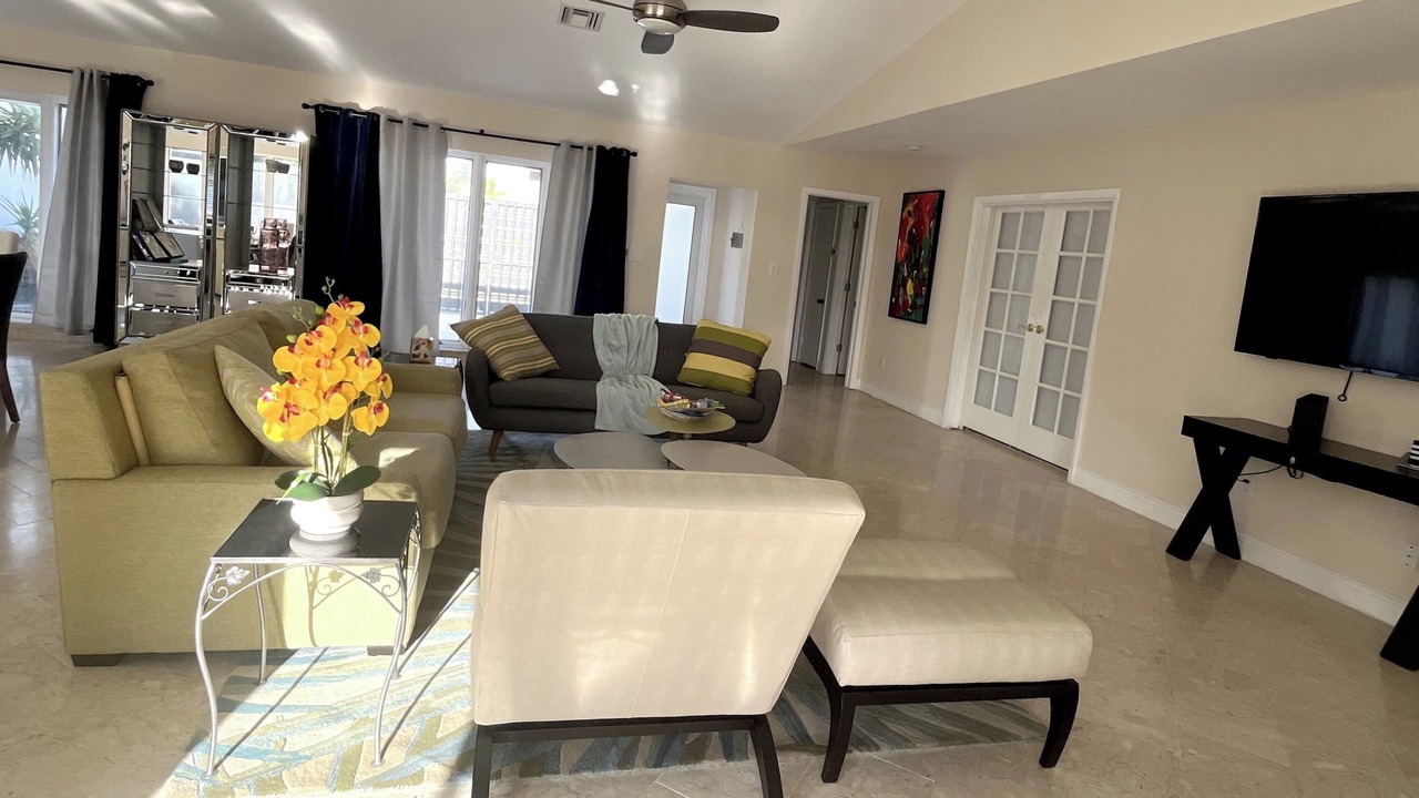 Photo of Livingroom in North Corals