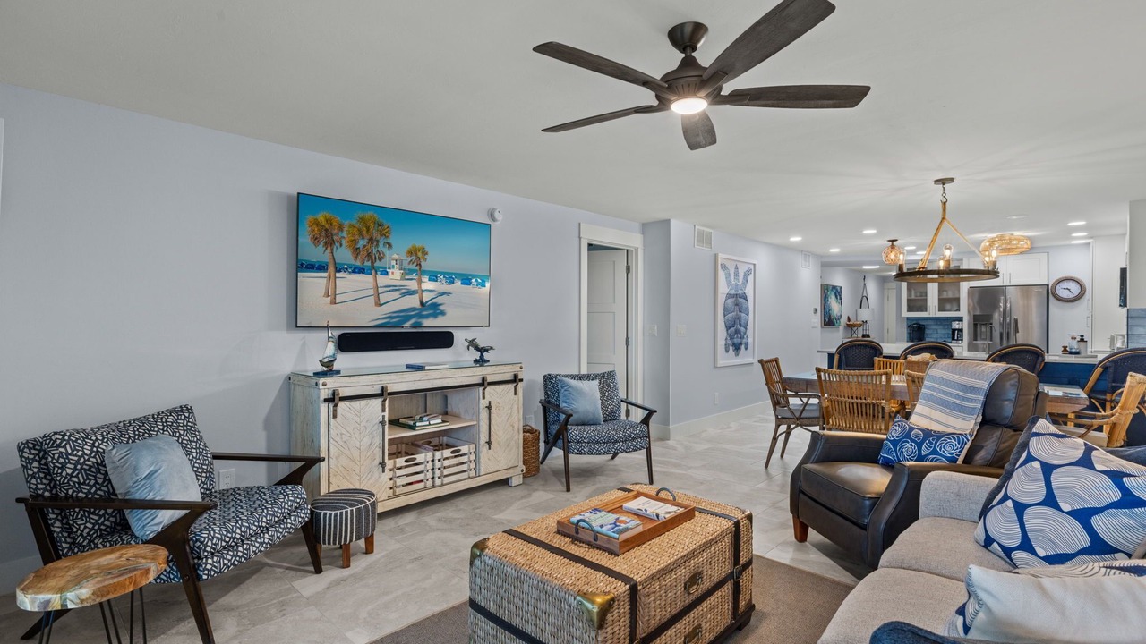 Photo of Livingroom in Beachview Country Club Estates