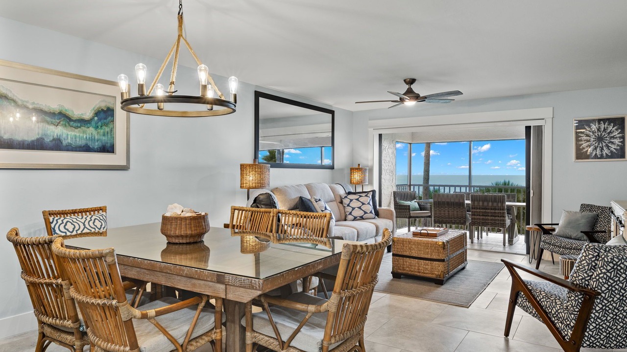 Photo of Livingroom in Beachview Country Club Estates