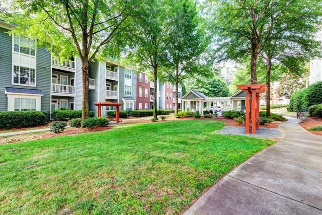 Photo of Outdoor in Buford Highway