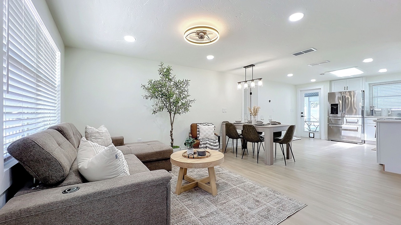 Photo of Livingroom in Bee Ridge