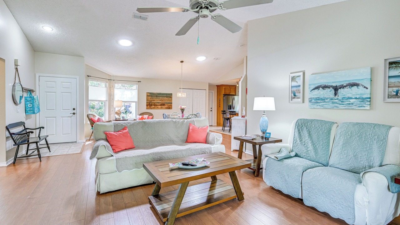 Photo of Livingroom in Tall Pines