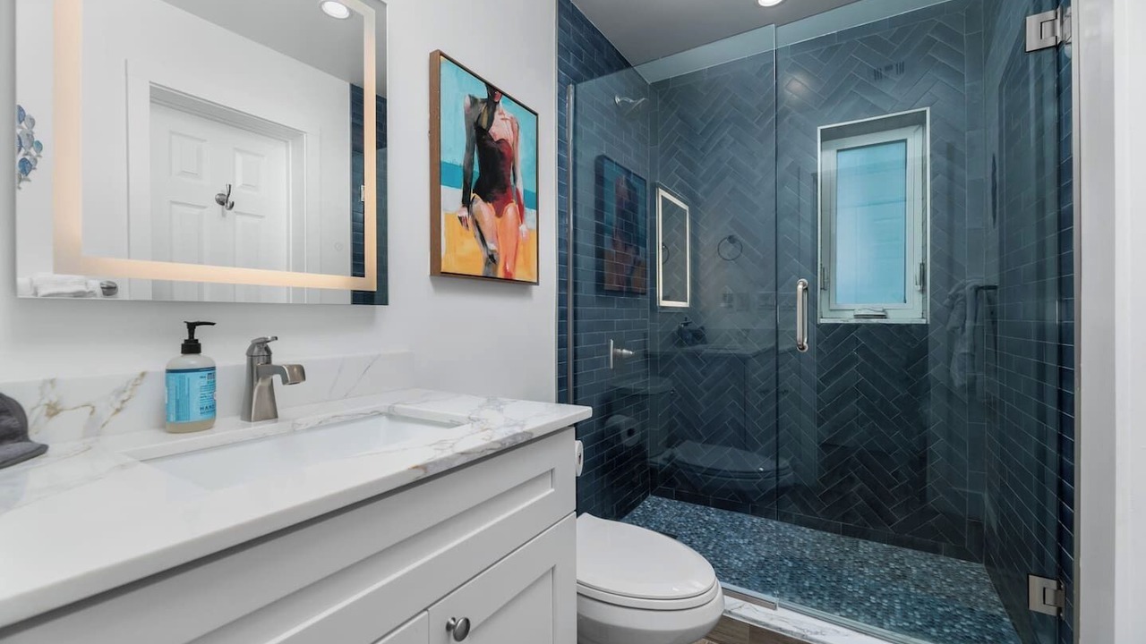 Photo of Bathroom in Riverside Park