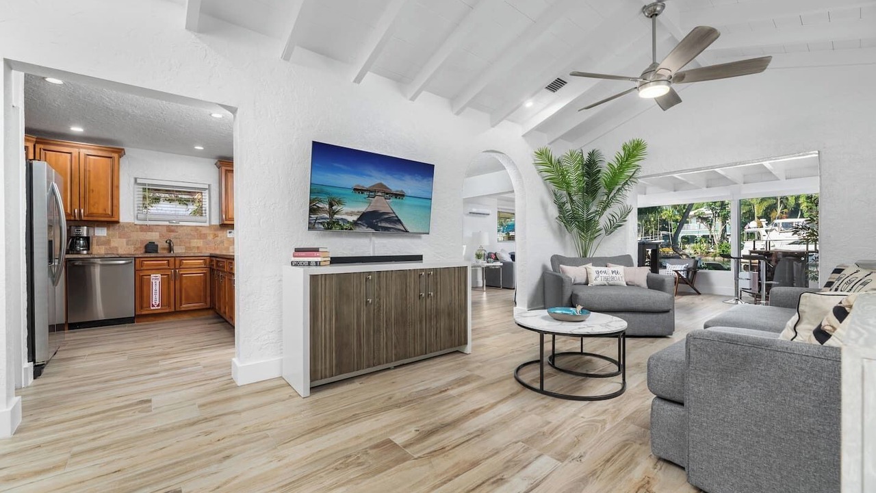 Photo of Livingroom in Riverside Park