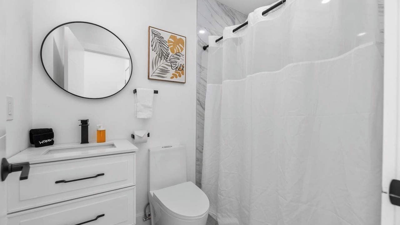 Photo of Bathroom in Croissant Park