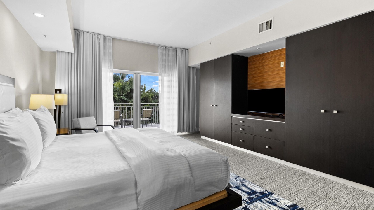 Photo of Bedroom in Doral
