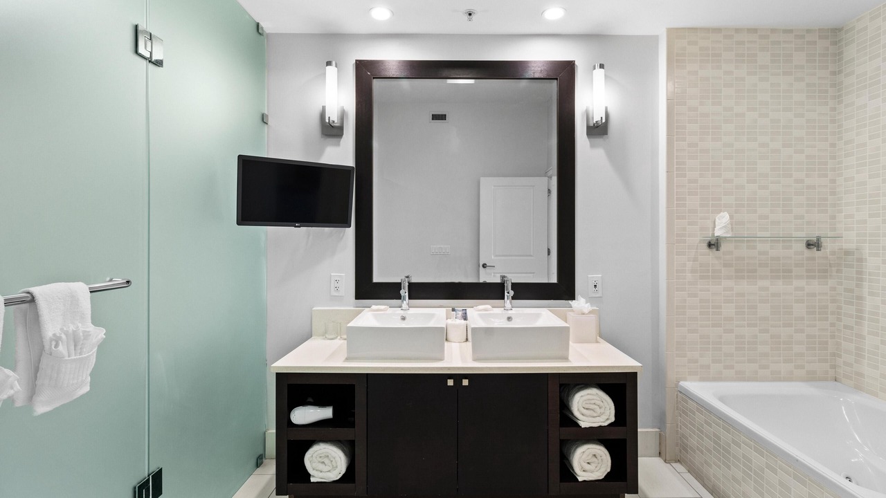 Photo of Bathroom in Doral