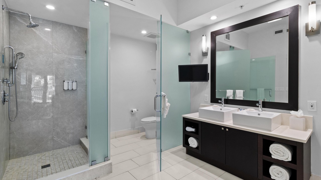 Photo of Bathroom in Doral