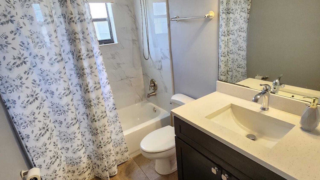 Photo of Bathroom in Coral Springs