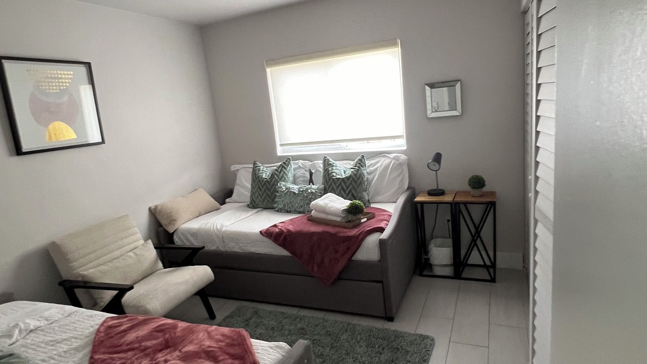 Photo of Bedroom in Sunset