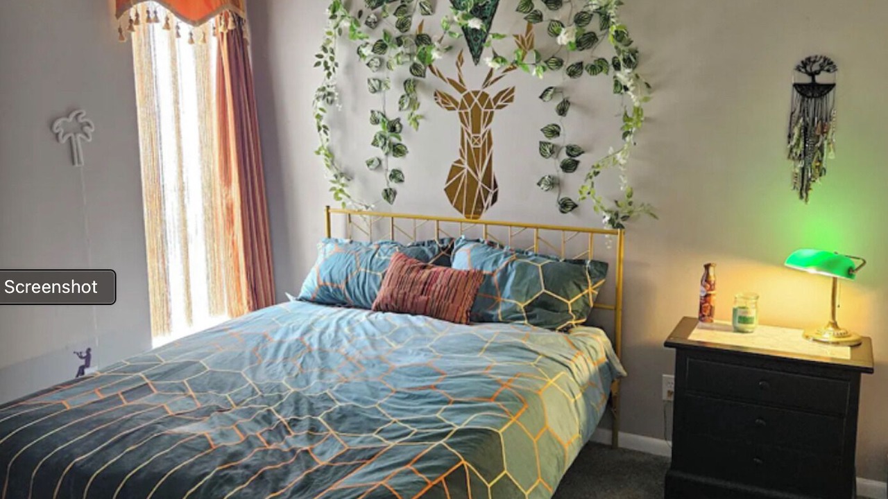Photo of Bedroom in Sandalwood