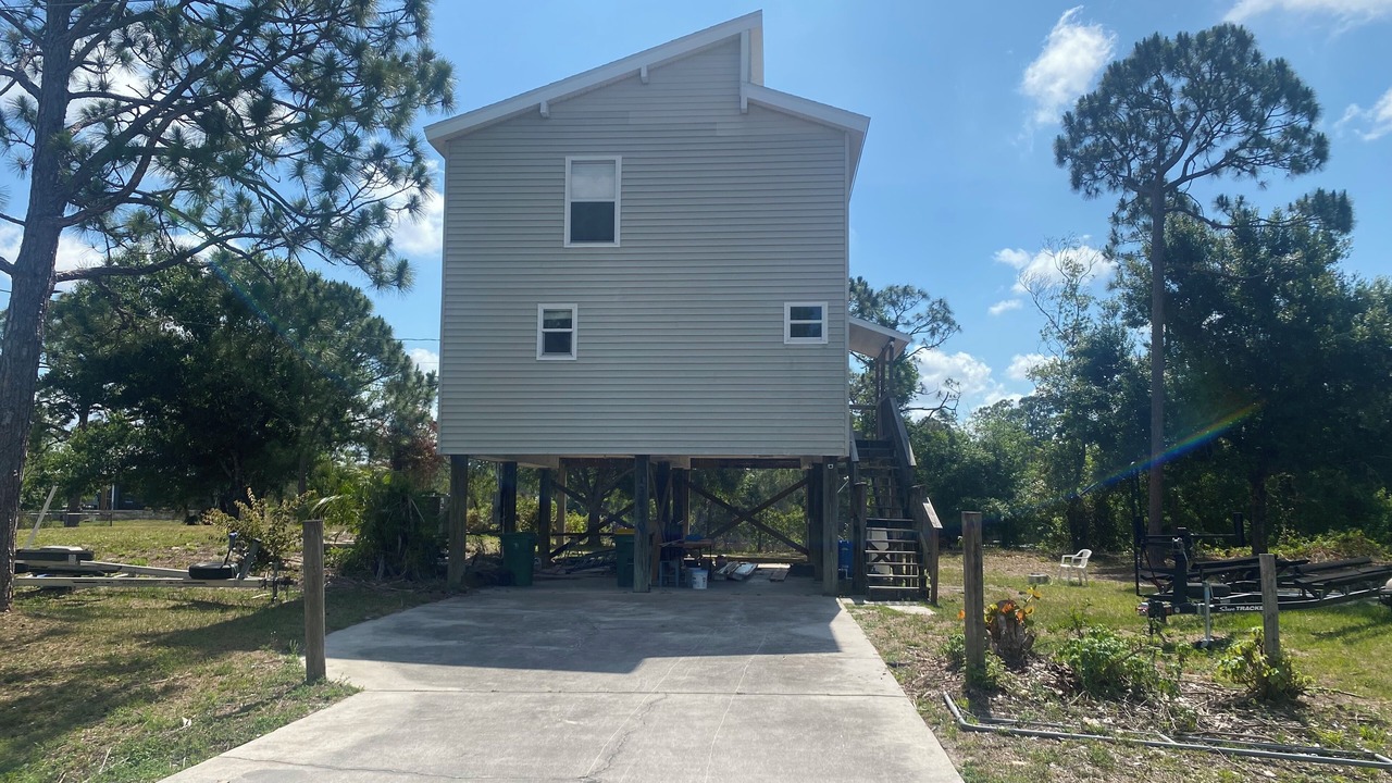 Photo of Outdoor in Tropical Gulf Acres